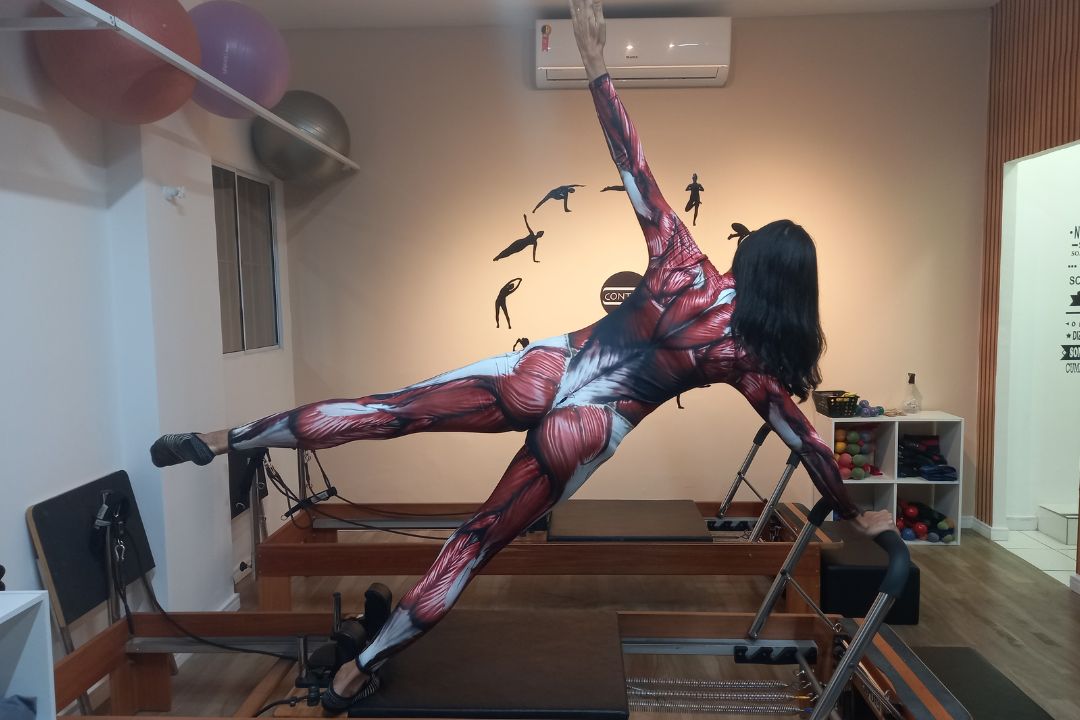 Aula de Pilates no estúdio do Grupo Control, no bairro da Graça, em Salvador